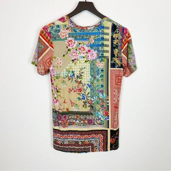 Johnny Was Calloway Favorite V-Neck Tee - Picture 9 of 12